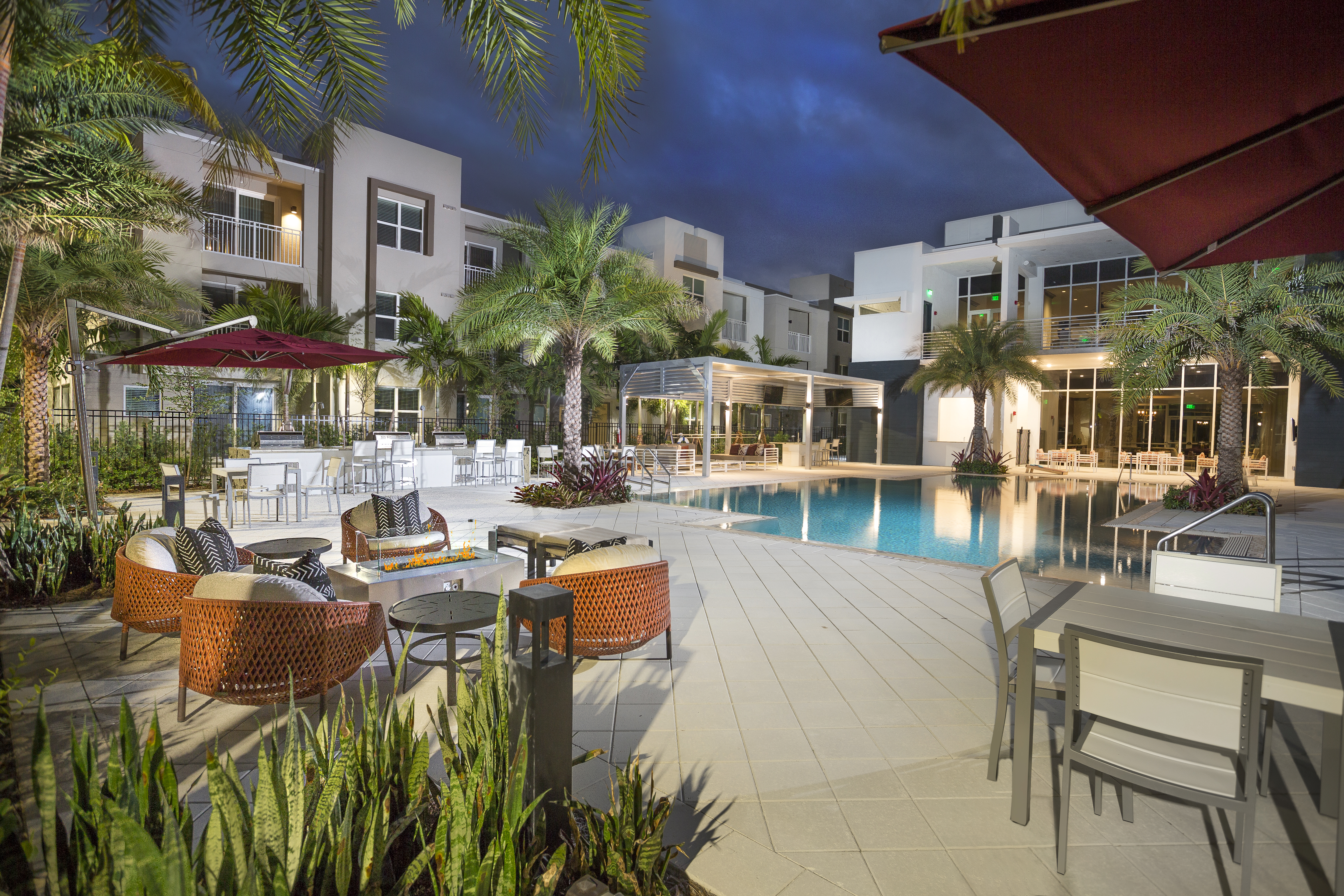 The Lumin Boca Raton The Multifamily Advisory Group at Cushman